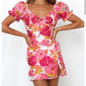 Mini dress, cocktail dress, floral.